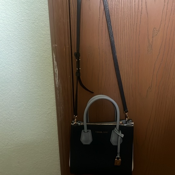 MK Crossbody - Picture 2 of 2